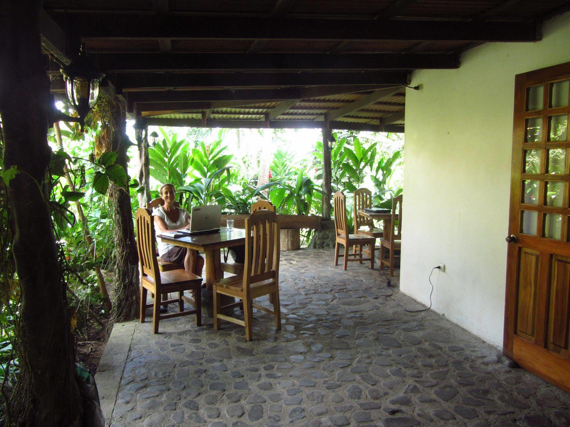 Rancho Margot Sustainable & Self Sufficient Eco Lodge El Castillo Exterior foto